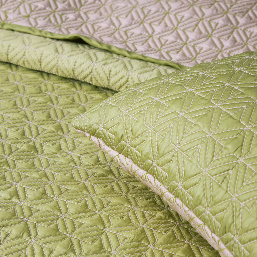 Jaal Quilted Reversible Bedcover Set Green