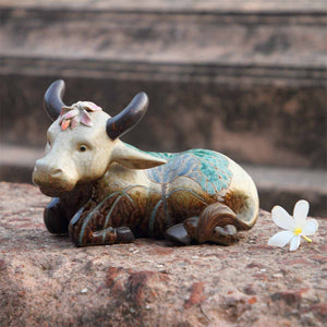 Pichwai Nandi Figurine